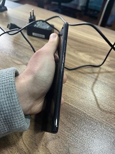 telefon qutuları: Redmi Note 14 Pro, 256 GB, rəng - Qara, Barmaq izi — 5