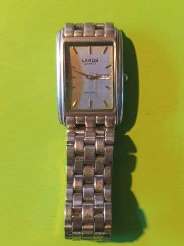 İşlənmiş, Qol saatı, rəng - Gümüşü