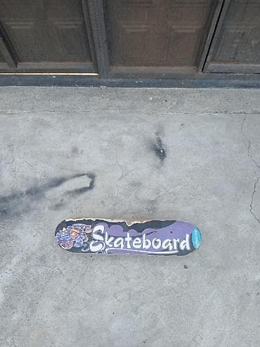 velo teker: Skateboard – klassik ölçülü skeytbord - Göy-bənövşəyi qrafik dizaynlı — 3