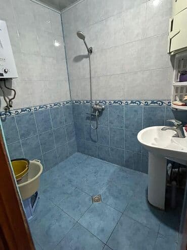 Köhnə tikili: Xırdalan, 3 otaqlı, Köhnə tikili, 70 kv. m