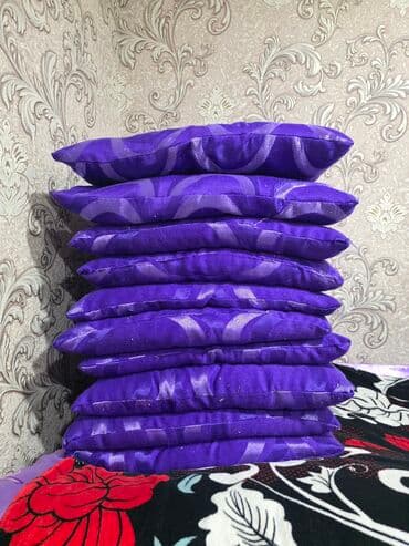 Dekorativ Sadə Yastıq — 2