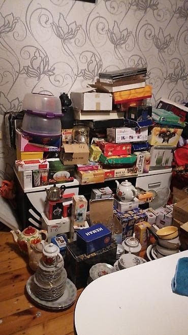 Bütün cehizlər 700 manat,ayrı ayrı satılır.Döşək,yorğanda