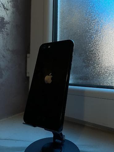 ikinciel iphone: IPhone SE, 64 GB, Qara, Barmaq izi — 7