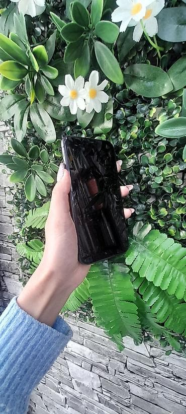 IPhone 11, 64 GB, Qara, Face ID — 6