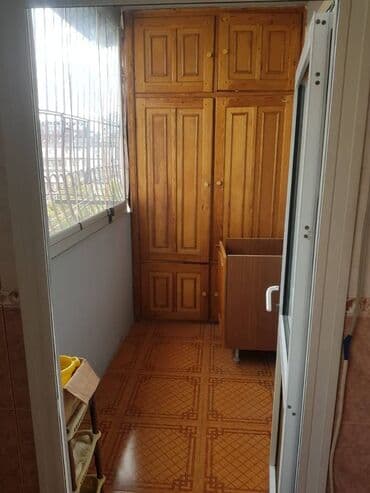 7 ci mikrorayon yeni tikili: Nərimanov metrosunun yaxınlığında 9 mertebeli binanın 7-ci — 7