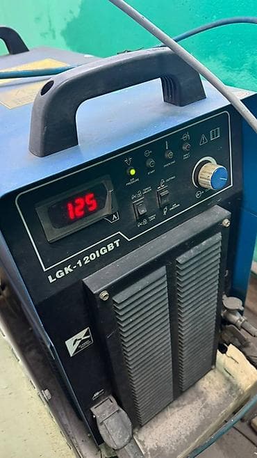 ручной гибочный инструмент: Satılır: 1600 mm, 40 ton Abkant Pres (List Bükmə Aparatı) 🔹 Demək — 5