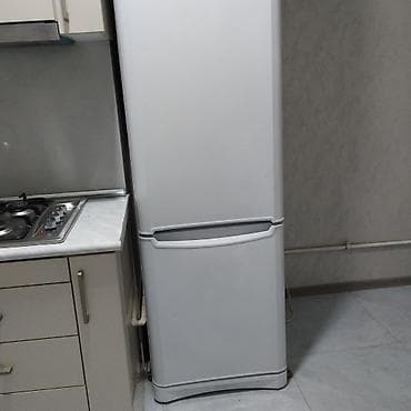 Mətbəx texnikası: 2 qapılı Indesit Soyuducu Satılır, rəng - Ağ — 4