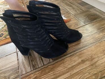 туфли новая не одевала не разу: Туфли, Размер: 37, Новый — 2