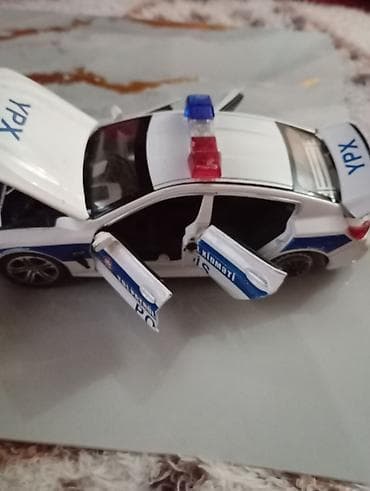savadsız a5 və info: Uşaq oyuncağı – YPX (Yol Patrul Xidməti) polis maşını modeli - — 2