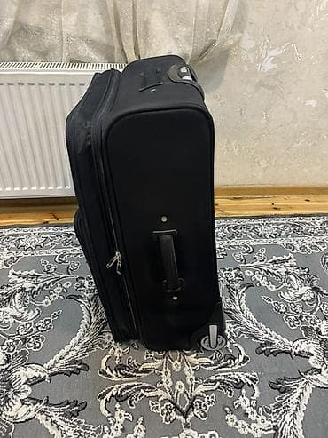 Ovçuluq və balıqçılıq: Böyük ölçülü yumşaq korpuslu səyahət çamadanı - Rəng: qara - — 8