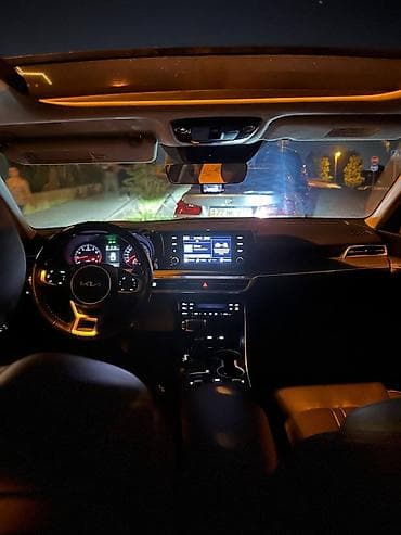 Nəqliyyat: Kia K5: 2 l | 2023 il Sedan — 3