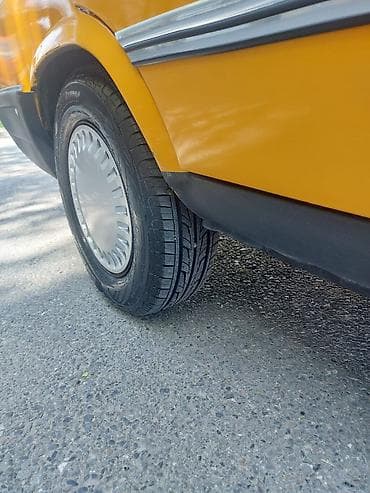 Avtomobil satışı: Renault toros 12 motor 1.2 il 97 ela vezyet tecili satılır. Tel 077 — 10