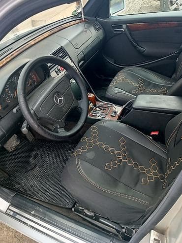taube kondisioner: Mercedes-Benz C-Class: 1.8 l | 1999 il Sedan — 8