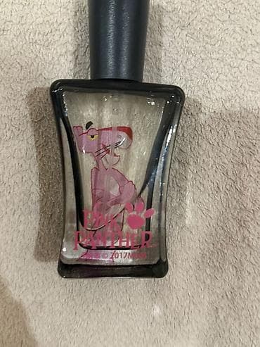 etir adlari: Pink Panther temalı ətir şüşəsi.YENI. istifadə edilməyib.50 ml — 2