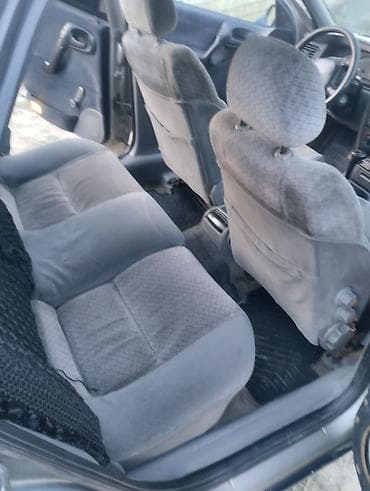 disk teker r15: Opel Vectra sedan - Kuzov: 4 qapılı sedan, tünd boz rəng - Mühərrik — 7