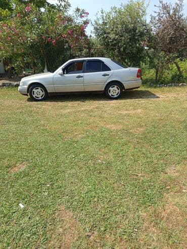 faizsiz kreditlə maşın: Mercedes-Benz C 180: 1.8 l | 1994 il Sedan — 2