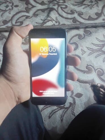 islenmis kalonka satisi: IPhone 7, 32 GB, Qara, Barmaq izi — 6