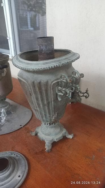 Qədimi samovar təmirə ehtiyacı var - Material: tökmə metal (dözümlü — 9