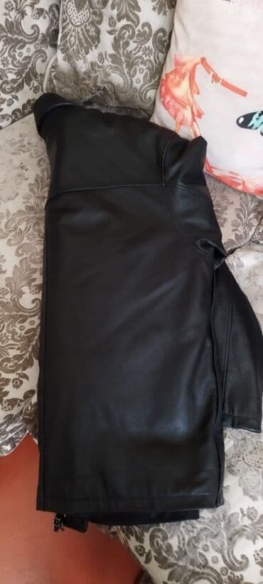 kişi üçün yun gödəkçələr: Зимняя подкладка ( бараний мех) отстёгивается . В отличном состоянии — 2