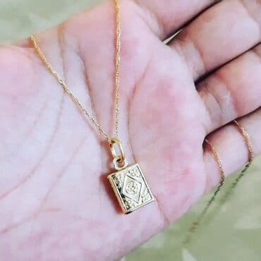 Dəstə daxildir: Sep, Kulon, Sarı qızıl, 750 Əyar, 339 g lalafo.az -da Dəstə daxildir: Sep, Kulon, Sarı qızıl, 750 Əyar, 339 g