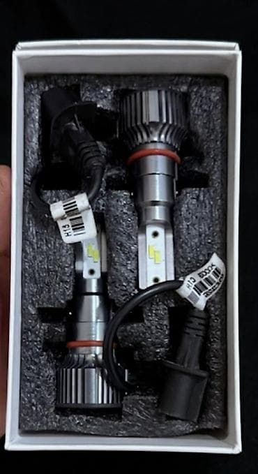 5 gun isleyib Avtomobil üçün H13 LED far lampası dəsti - Soket tipi