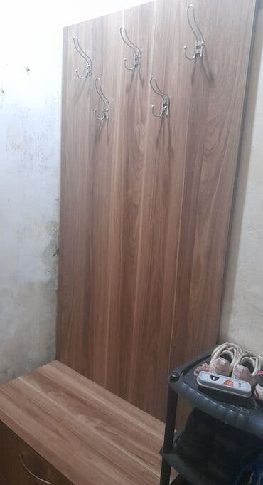 komot: İşlənmiş, Komod — 8