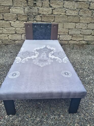 taxt uzluyu: Təzə çarpayılar. 1 nəfərlik çarpayılar 60manat 2 nəfərlik taxt — 7
