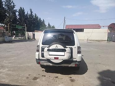 mitsubishi pinin: Mitsubishi Pajero: 3 l | 2007 il 188000 km Ofrouder/SUV — 5