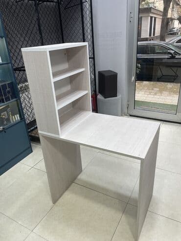 salon dolab: Dırnaq masası — 1