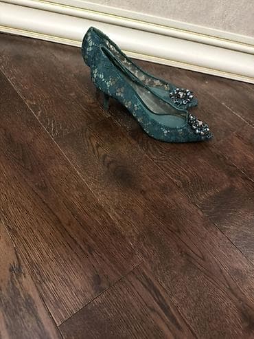 qadin ayaqqablari: Qadın formal ayakkabısı – yaşıl-mavi tonlarda, nazik burnu və nazik — 3