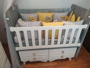 качели для детей: Для девочки и мальчика, Новый, Четырехугольная, Колыбель, С матрасом, С механизмом качания — 4