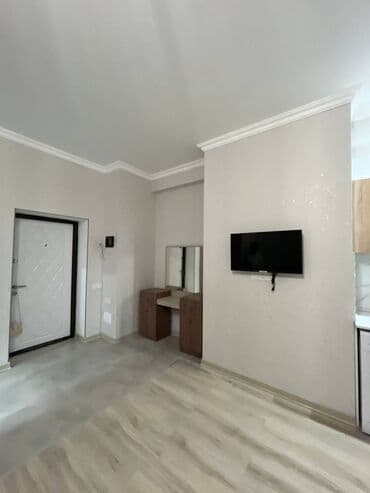 kirayə ev ayliq: Nərimanov metrosununa yaxın metroparka yaxın 16 mertebeli binanın — 9