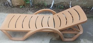 islemis mebeler: Plastik şezlong – tünd bej rəngdə, bağ, hovuz və çimərlik üçün rahat — 5