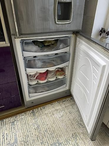 soyuducu satiram: 🧊 Soyuducu satılır – 1.90 m Hündürlüyündə ❄️ Dondurucu: Aşağı — 3