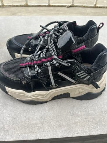 черные мужские мокасины: Unisex idman ayaqqabısı - Rəng: qara əsas, boz-ağ bağlar və — 2