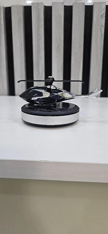 climat parfüm: Avtomobil üçün ətirli helikopterlər. Günəş enerjisi ilə işləyir — 9