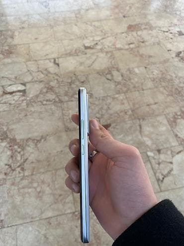 apple 12 pro max: Poco F5 Pro, rəng - Ağ, Sensor — 3