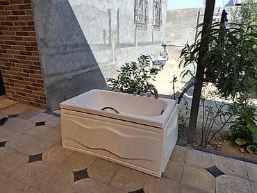 caqquzi: Akril materialdan, kompakt ölçülü vanna/hidromassaj küveti. Üst — 1