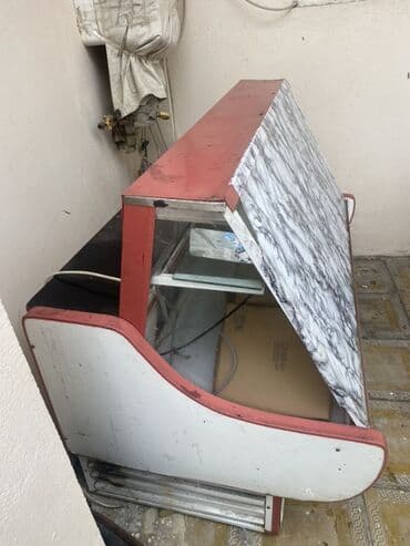 soyuducu ev ücün: Məhsul: Mağaza/vitrin soyuducusu (şüşəli ön vitrinli) Təsvir: - Ön — 2