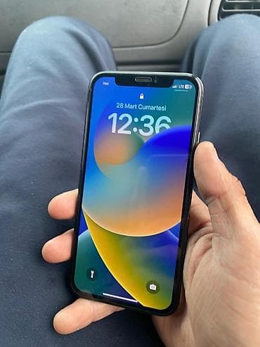 iphone adapter: IPhone X — 3