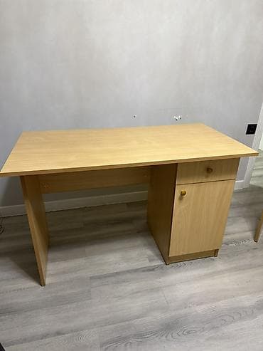 hamam refi: Düz masa, Stulsuz, Polkalı, Siyirməli, Sadə laminat — 1
