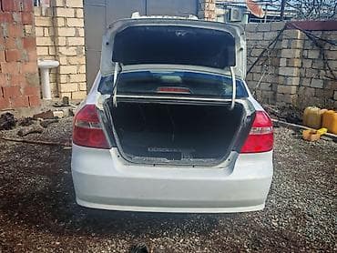 kuza: Chevrolet Aveo sedan – ehtiyat hissələri Avtomobil sökülüb, arxa — 2