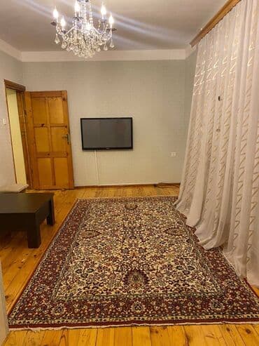 qubada aylıq kirayə evlər: Xətai rayonu (Xəzərin kruquna yaxın)5 mertebeli binanın 2-ci — 2