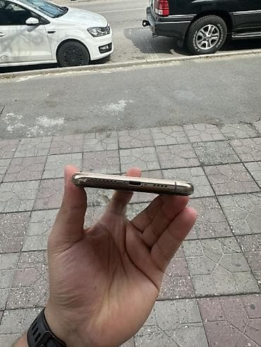 iphone 11 pro batareya qiymeti: IPhone 11 Pro Max, Qızılı — 3