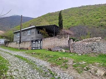 qebele kiraye evler: Iki mərtəbəli ev satılır. ətraflı məlumat üçün əlaqə telefona zəng — 9