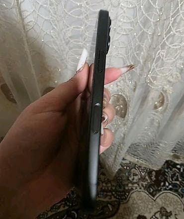 ayfon 7s: IPhone 16, Qara, Face ID — 3