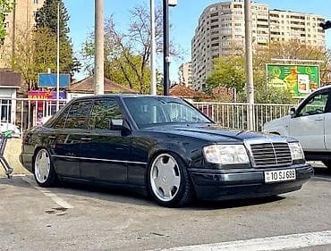 sam diskler: Mercedes-Benz E-Class W124 sedan - Korpus: qara rəng, 4 qapı, tünd — 1