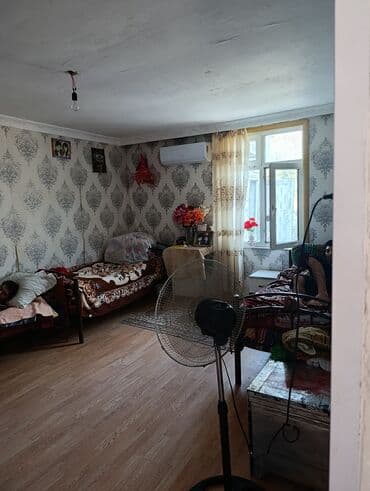 бина аз дома: Geniş və işıqlı həyət evi - Böyük zal: klassik çilçıraq, dekorativ — 4