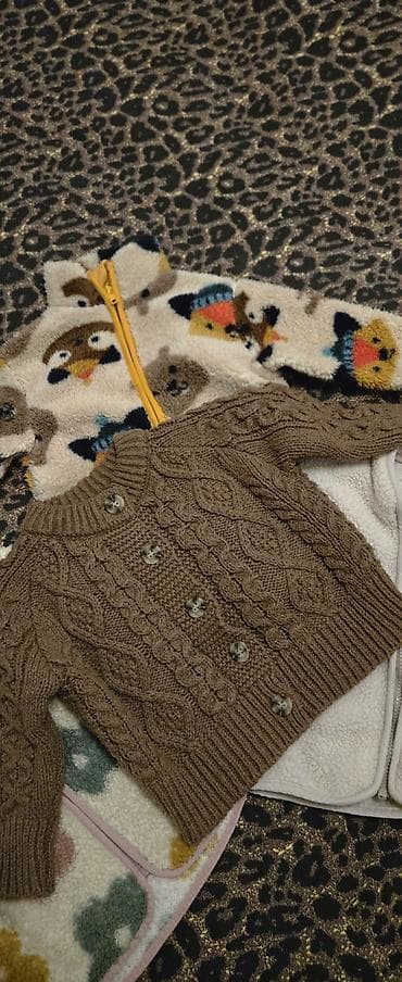 ust geyim: Uşaq üçün isti geyim dəsti Məhsul tərkibi: - 3 ədəd xəz/fleece tipli — 4