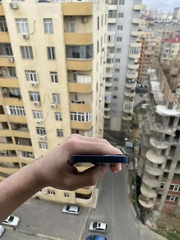 iphpne 13: IPhone 13, Mavi — 3